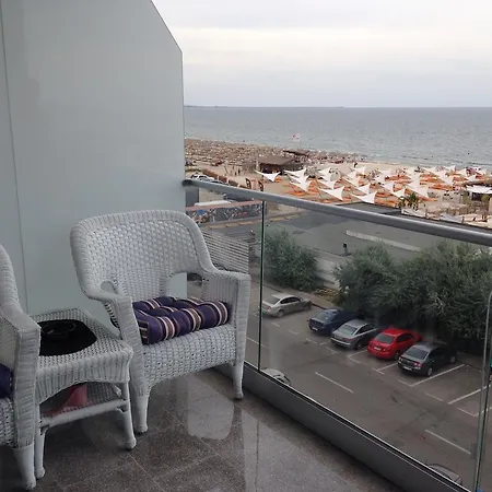 Apartment Summerland