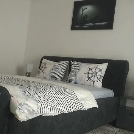 Summerland Apartment