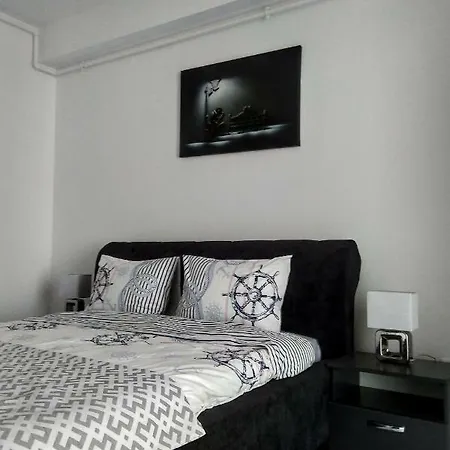 Summerland Apartment